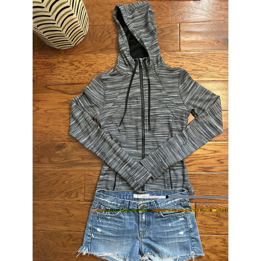 Lululemon Hooded Define Jacket Nulu Size 6 Space Nimble Stripe Black White